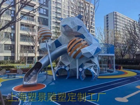 1 吃棒棒糖的小熊滑梯雕塑 (10) 公