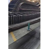 耐撕裂大倾角裙边带 提升机挡边运输带 炜泰橡胶